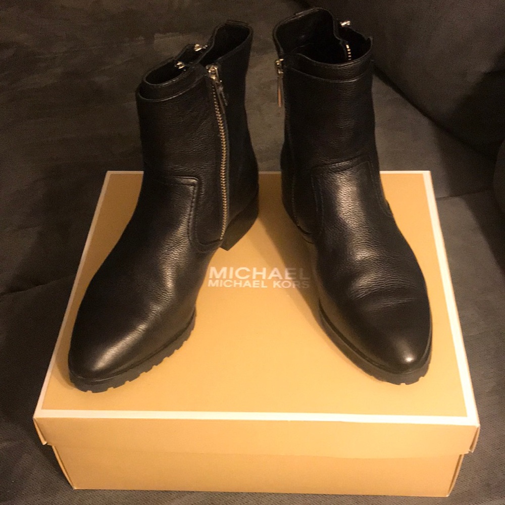 Leather bootie, grip sole. Worn once. - Picture 1 of 6